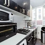 JOLI et LUMINEUX T1 33 m dans un quartier calme